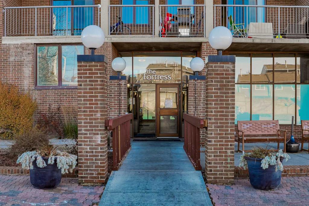 #514 4944 Dalton Drive NW, Calgary, Alberta, T3A 2E6