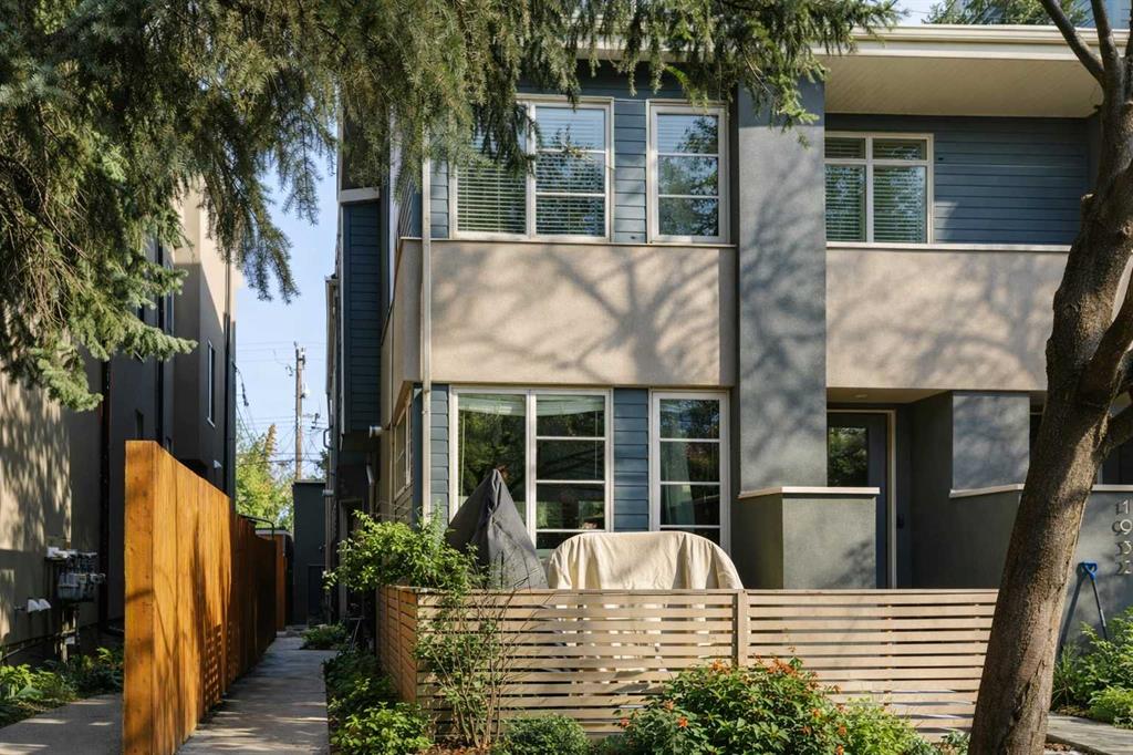 #2 1930 36 Street SW, Calgary, Alberta, T3E 2Y9