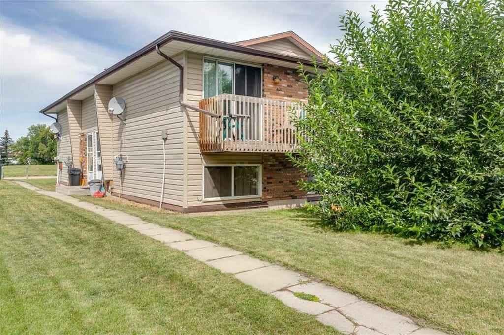 5210 61 Avenue, Olds, Alberta, T4H 1L3