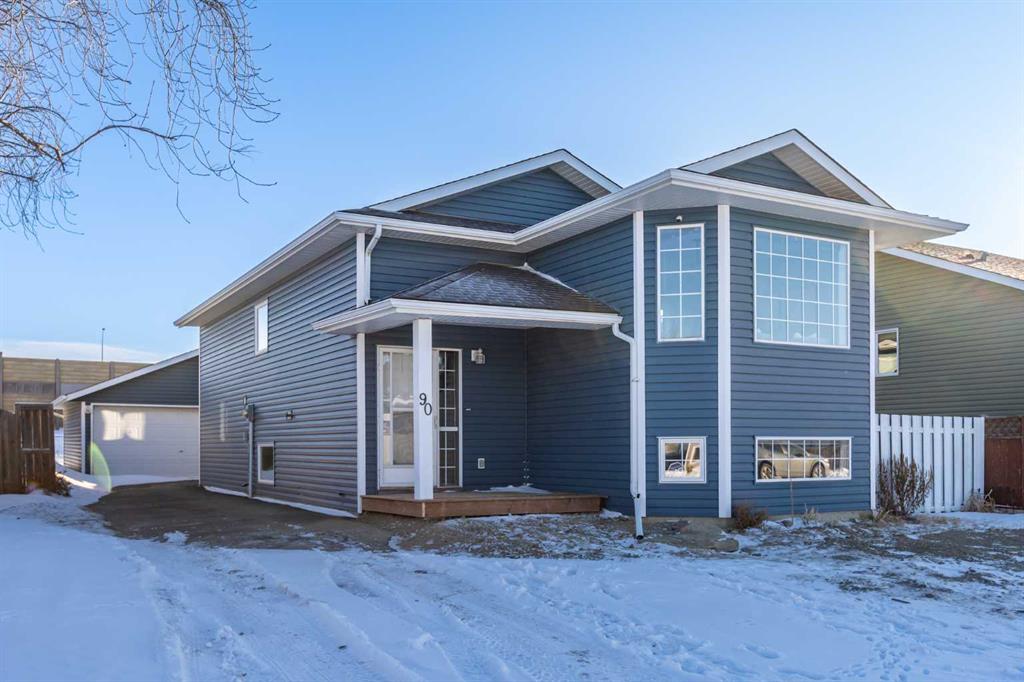 90 Elizabeth Way SE, Airdrie, Alberta, T4B 2H6