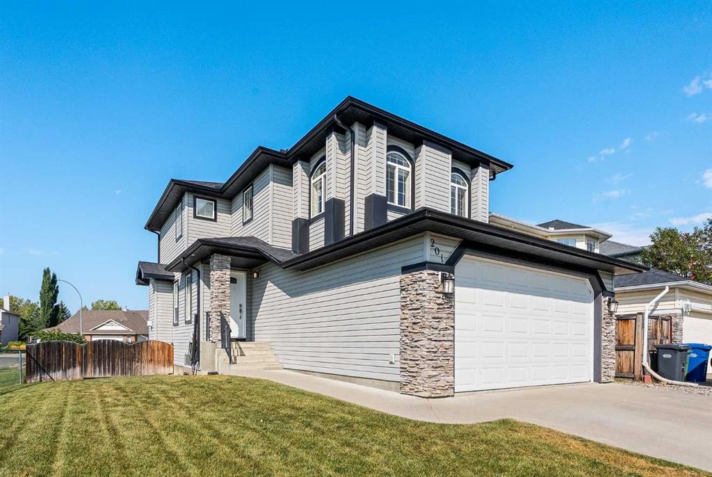 201 Crystalridge Rise, Okotoks, Alberta, T1S 1W6
