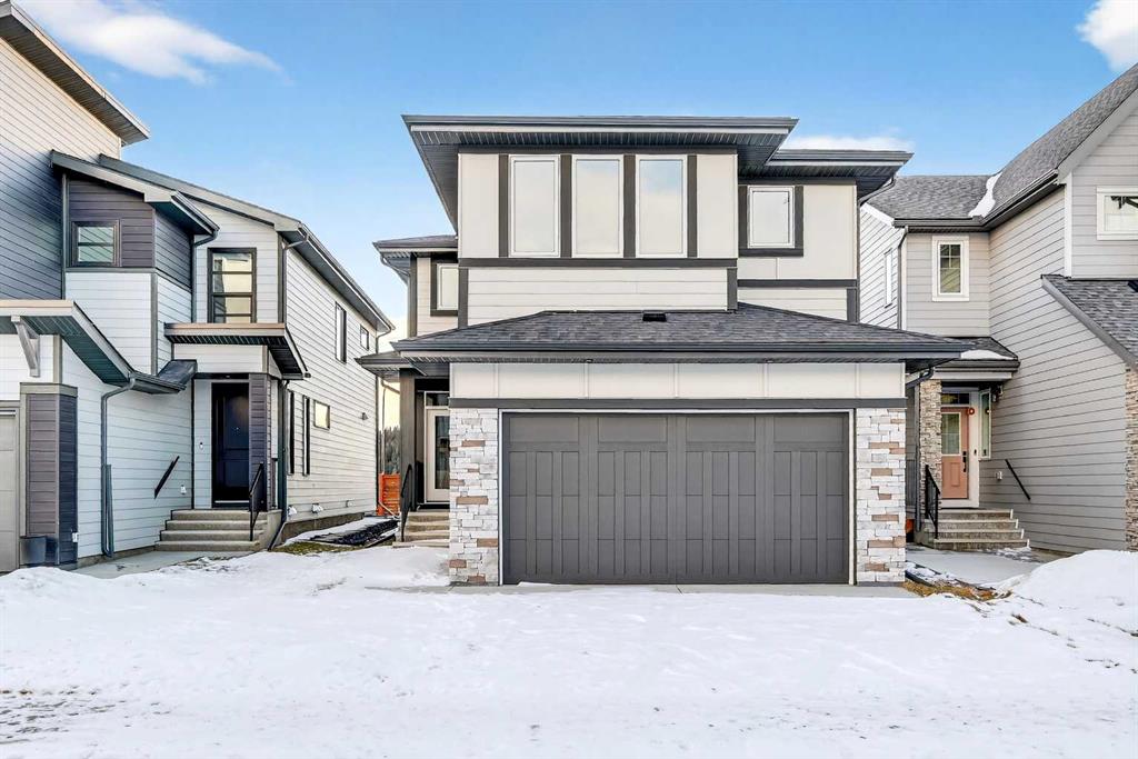 29 Rowmont Common NW, Calgary, Alberta, T3L 0L4
