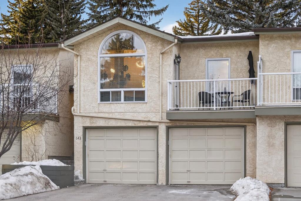 643 Strathcona Drive SW, Calgary, Alberta, T3H 1K6