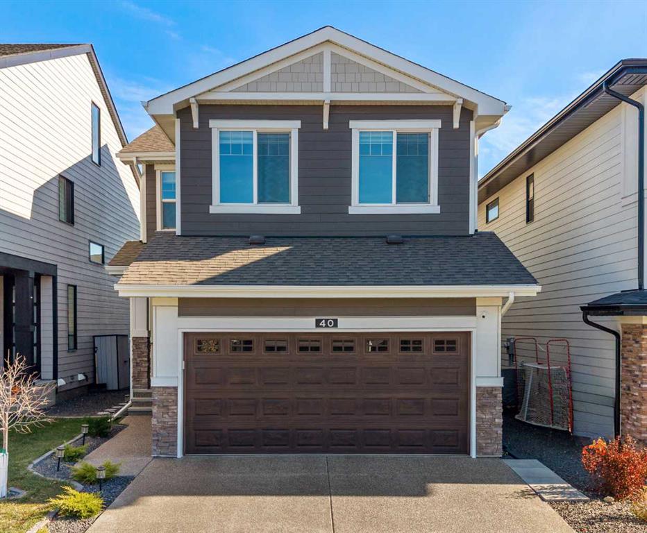 40 West Grove Link SW, Calgary, Alberta, T3H 6E3
