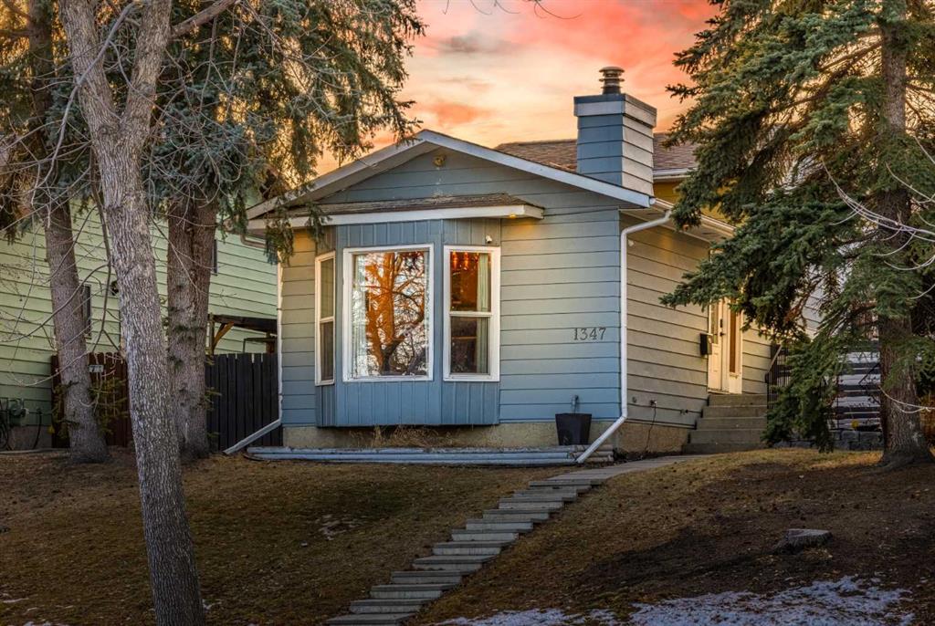 1347 Berkley Drive NW, Calgary, Alberta, T3K 1T4