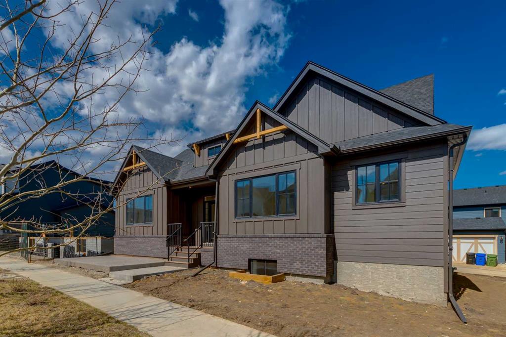 90 Treeline Gardens SW, Calgary, Alberta, T2Y 0W6