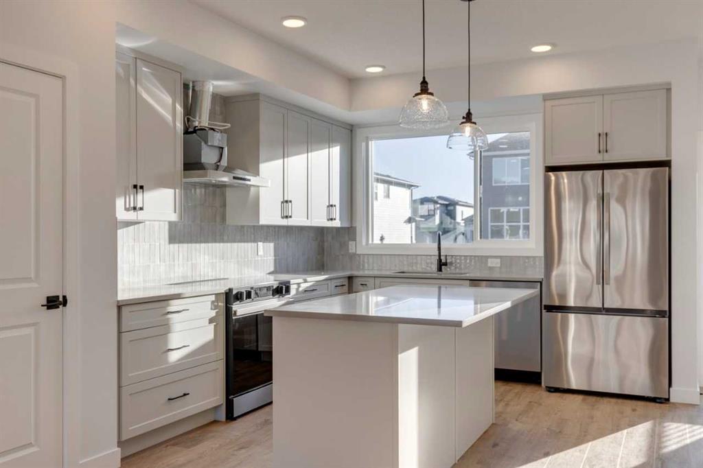 347 Fireside Drive, Cochrane, Alberta, T4C 3E1