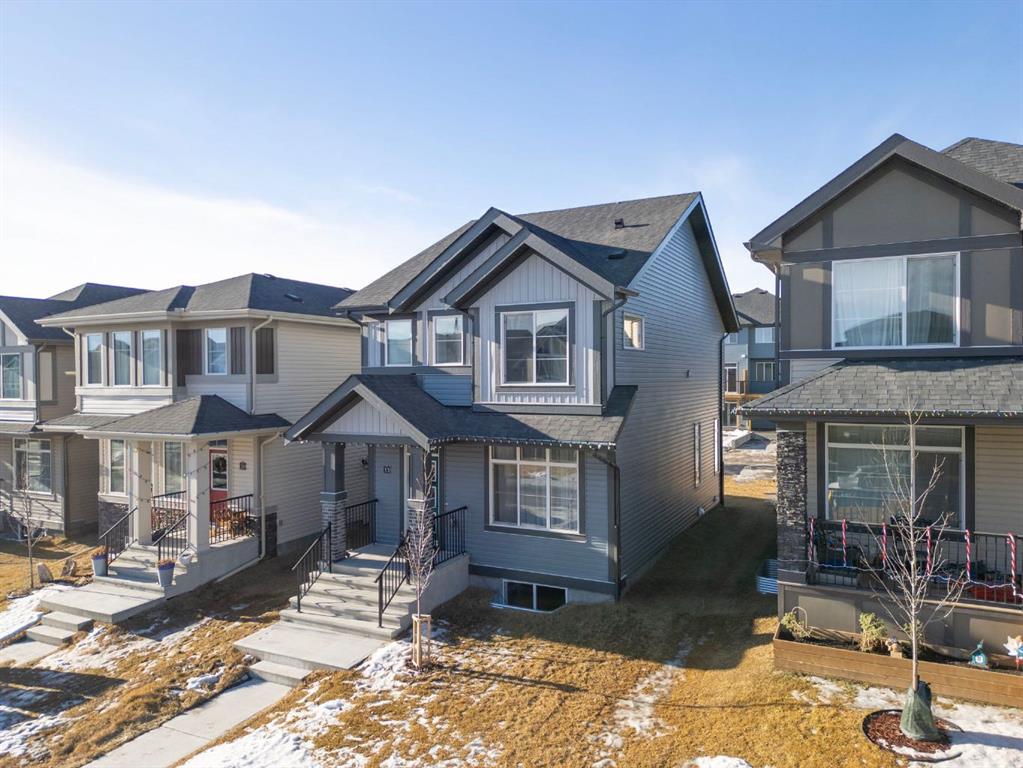 33 Shale Avenue, Cochrane, Alberta, T4C 3G6