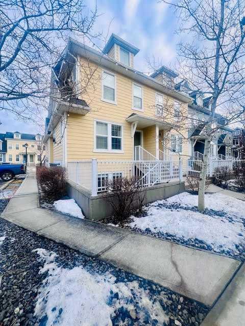 147 Mckenzie Towne Close SE, Calgary, Alberta, T2Z 1A7