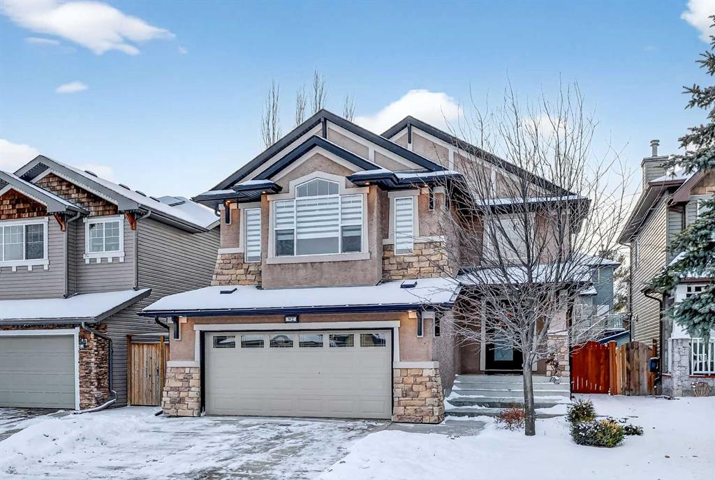 92 Panamount Green NW, Calgary, Alberta, T3K 5R7
