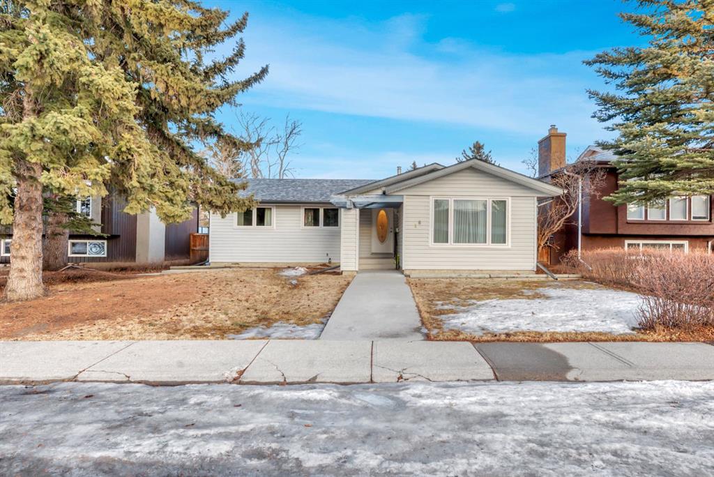 16 Thornwood Close NW, Calgary, Alberta, T2K 5K3