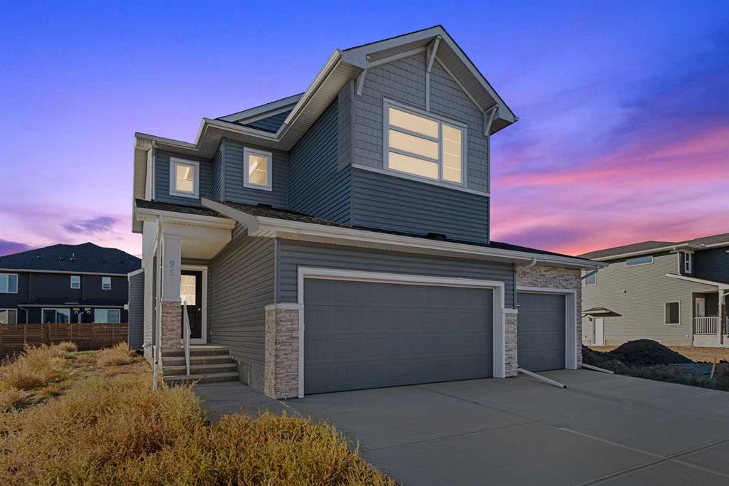 95 Dawson Wharf Mount, Chestermere, Alberta, T1X 2X7