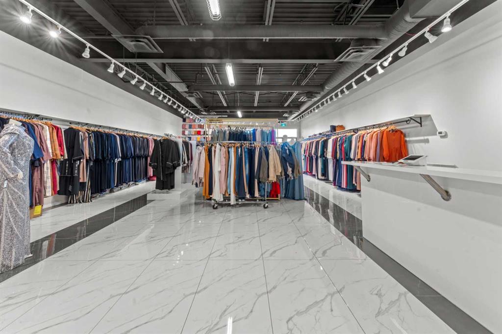 3131 27 Street NE, Calgary, Alberta, T1Y 0B3