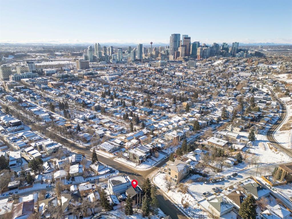 618 10 Street NE, Calgary, Alberta, T2E 4M9