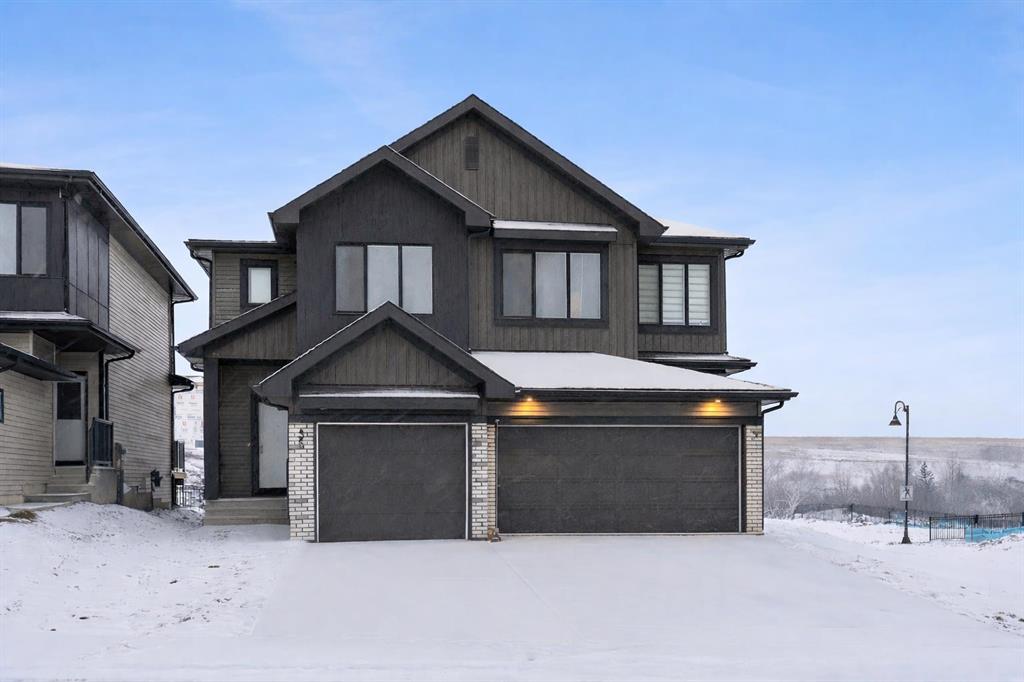 35 Heritage Heath, Cochrane, Alberta, T4C 0L3