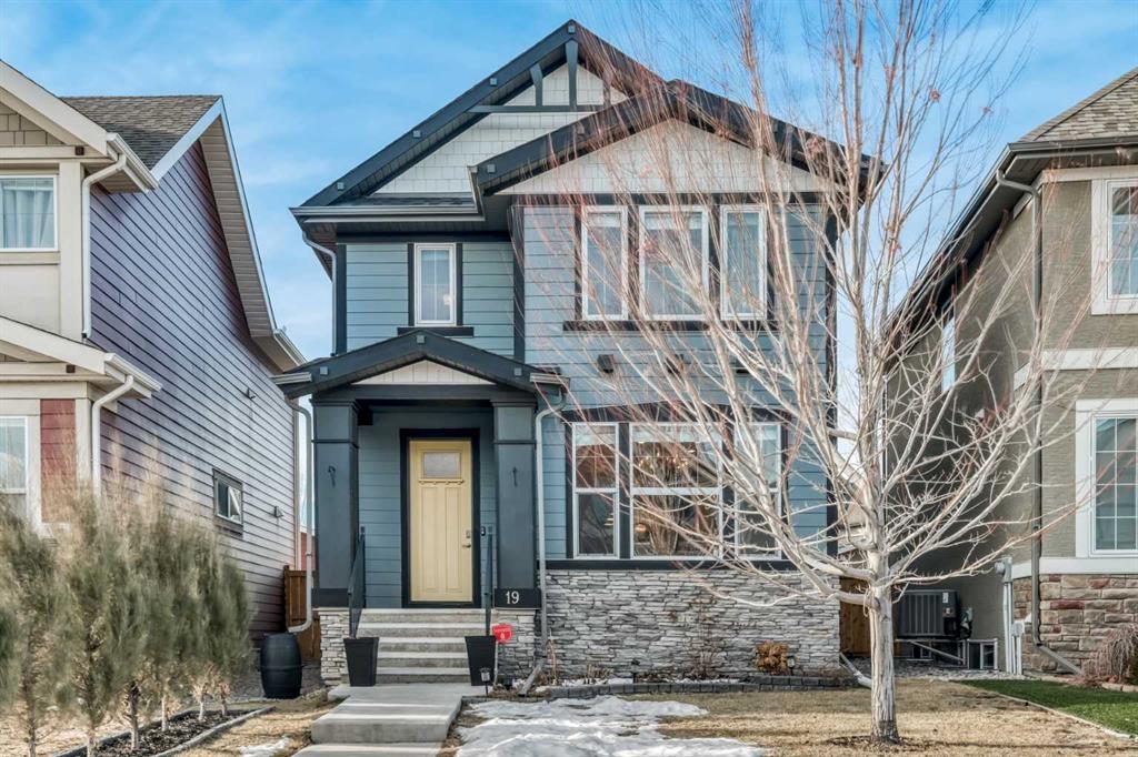 19 Marquis Gardens SE, Calgary, Alberta, T3M 1Z9