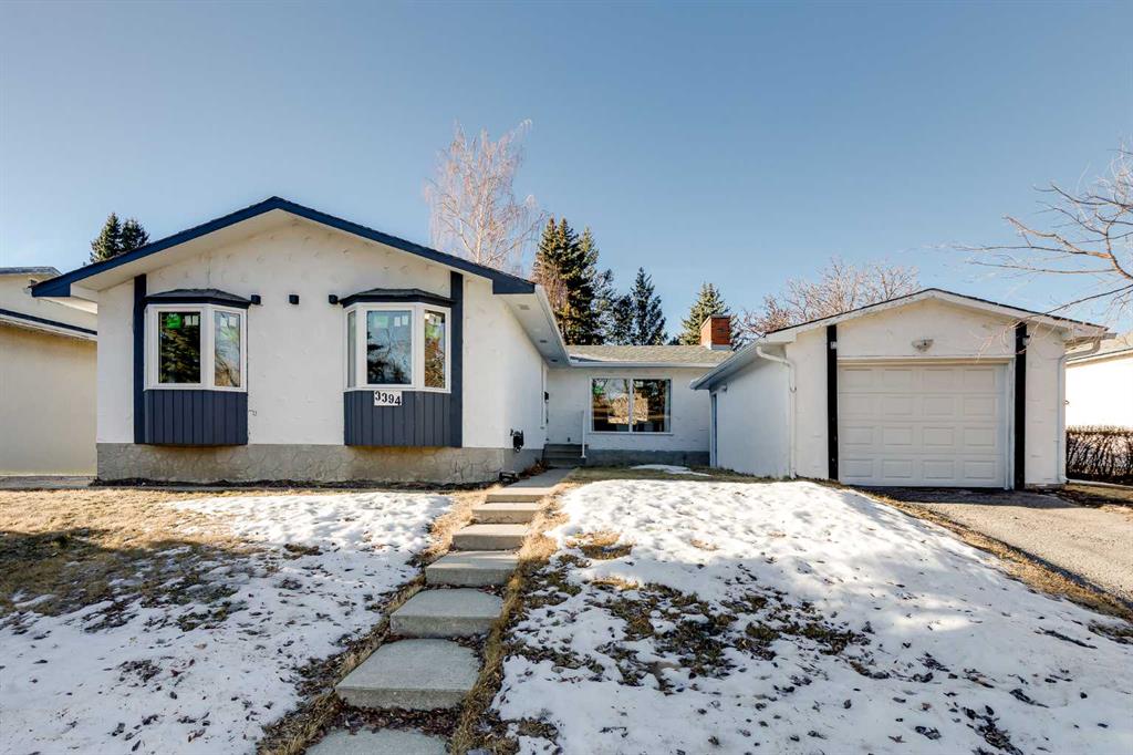 3394 Breton Close NW, Calgary, Alberta, T2L 1X4