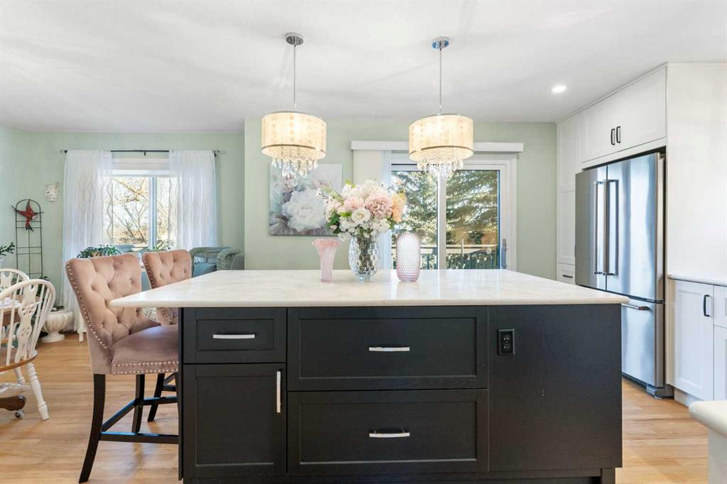 #34 118 Strathcona Road, Calgary, Alberta, T3H 1P3