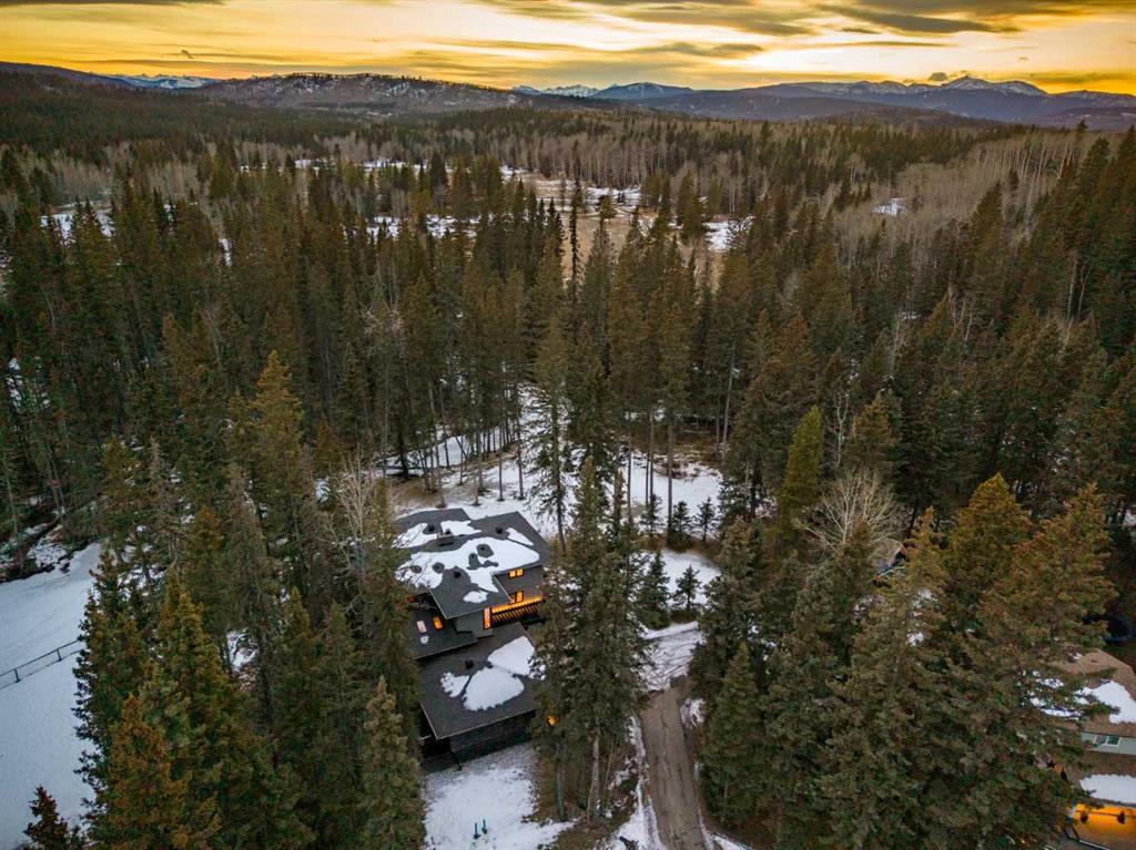 39 Echlin Drive, Bragg Creek, Alberta, T0L 0K0