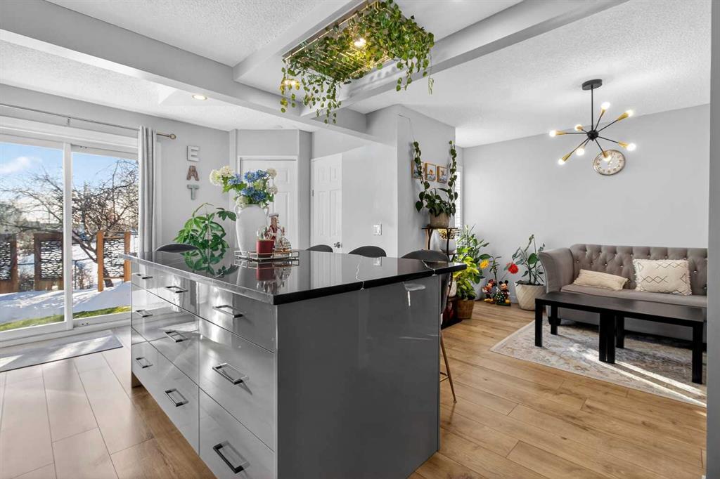 77 Summerfield Road SE, Airdrie, Alberta, T4B 1X8