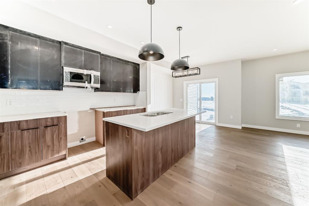 504 Heritage Boulevard, Cochrane, Alberta, T4C 3K9