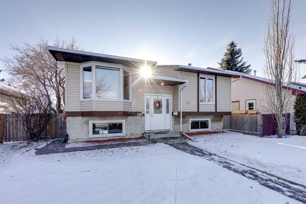 1205 Meadowbrook Drive SE, Airdrie, Alberta, T2A1W6