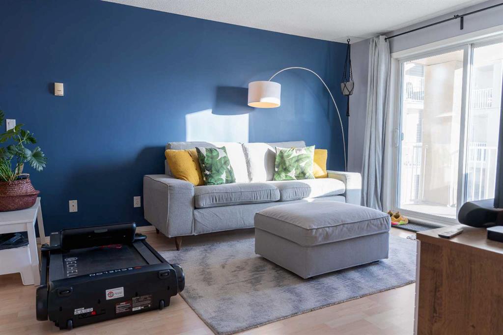 #206 2000 Citadel Meadow Point NW, Calgary, Alberta, T3G 5N5