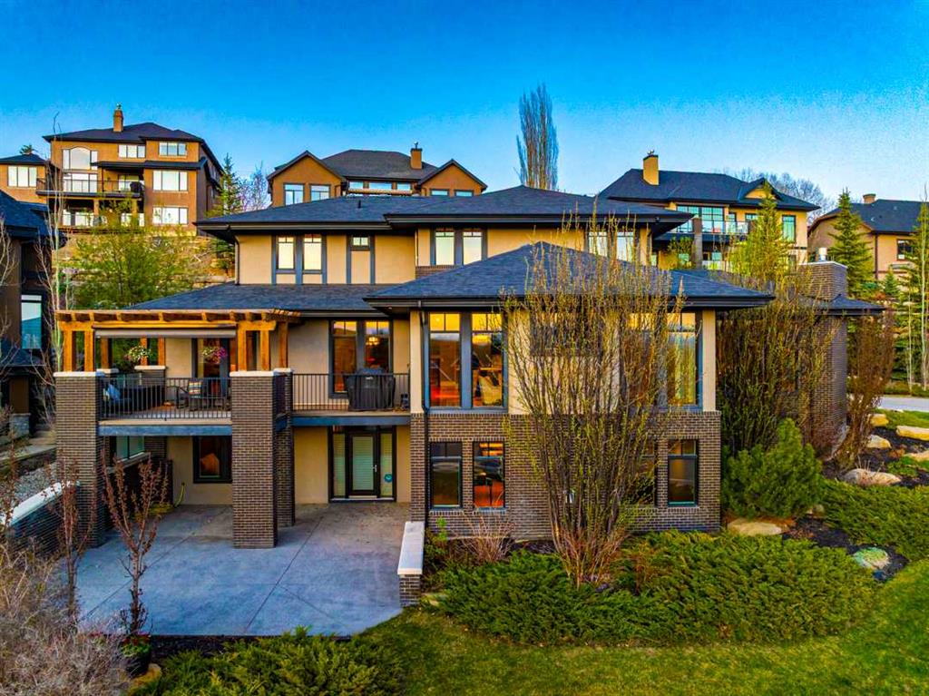 16 Spring Valley Way SW, Calgary, Alberta, T3H 5M1