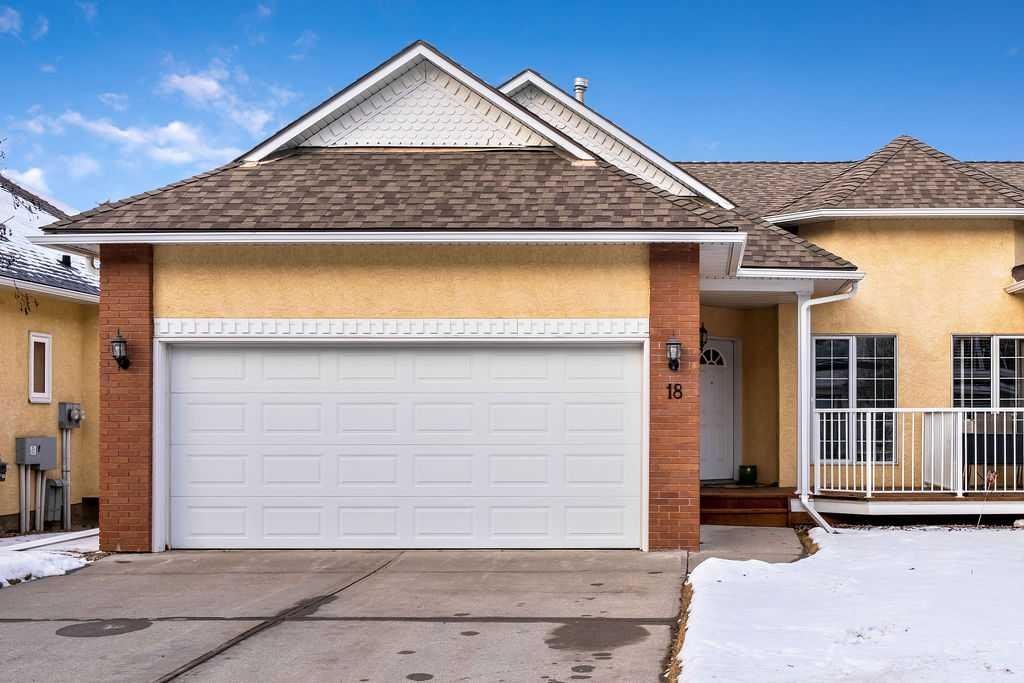18 Prominence View SW, Calgary, Alberta, T3H 3E8