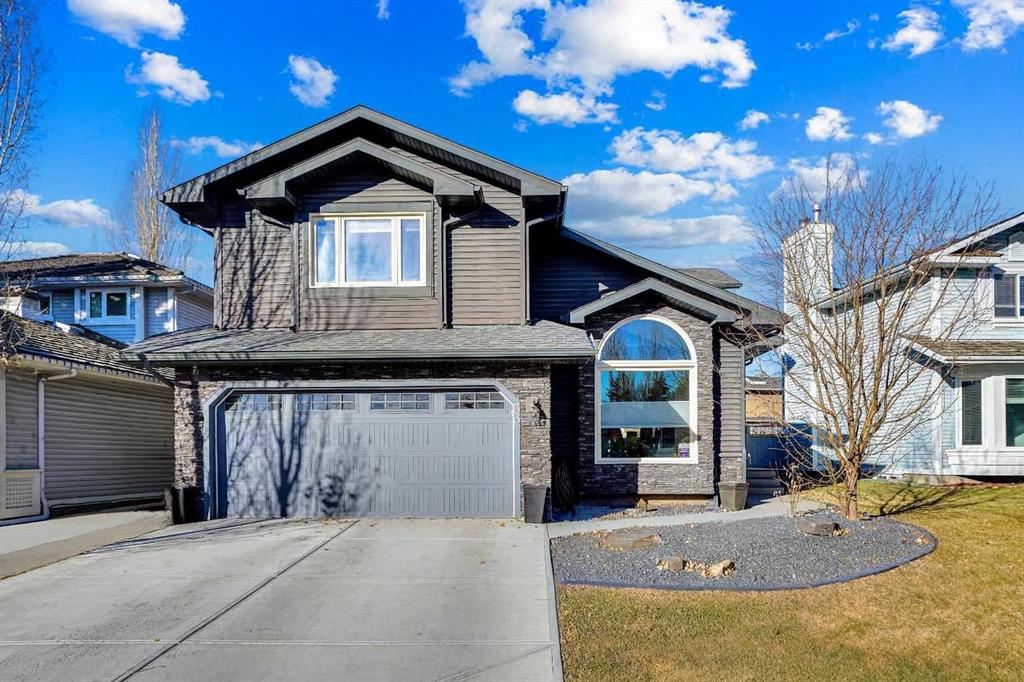 33 Douglasbank Rise SE, Calgary, Alberta, T2Z 2C5