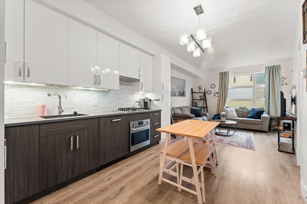 #302 515 4 Avenue NE, Calgary, Alberta, T2E 0J9