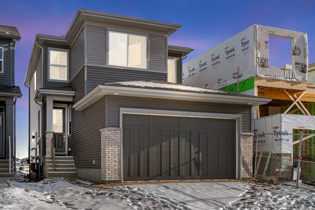 60 Creekstone Grove SW, Calgary, Alberta, T2x4X8