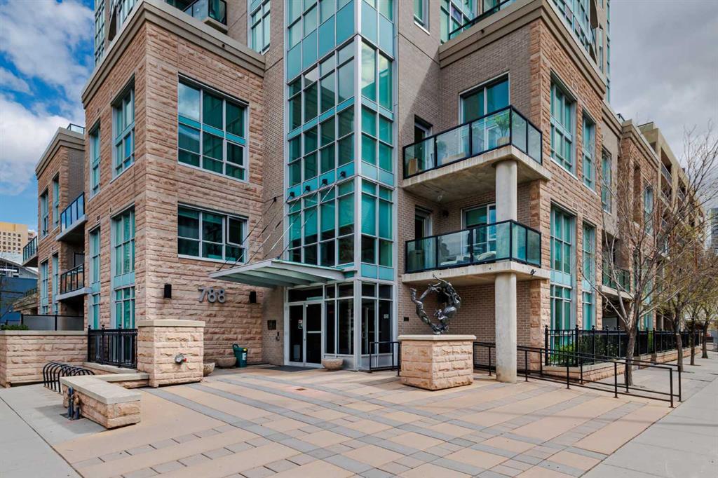 #701 788 12 Avenue SW, Calgary, Alberta, T2R 0H1