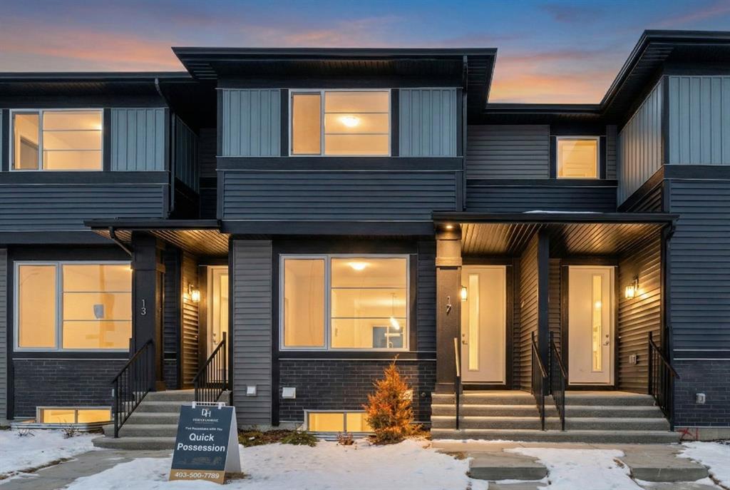 17 Sora Gate SE, Calgary, Alberta, T3S 0M6