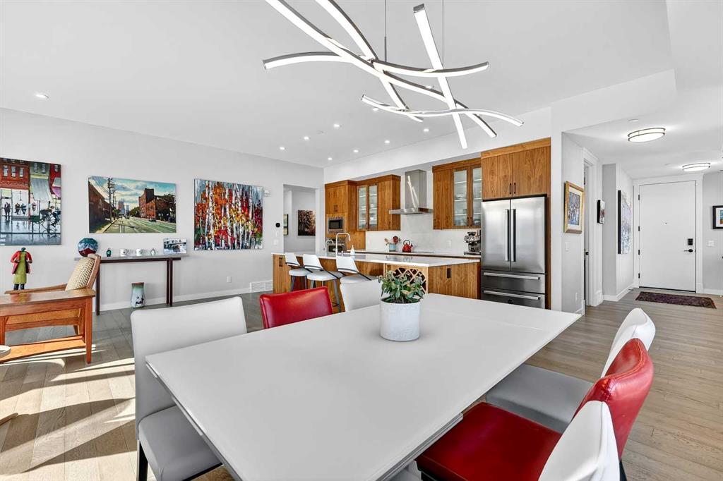 #402 21 Lebel Crescent NW, Calgary, Alberta, T2Y 0L1