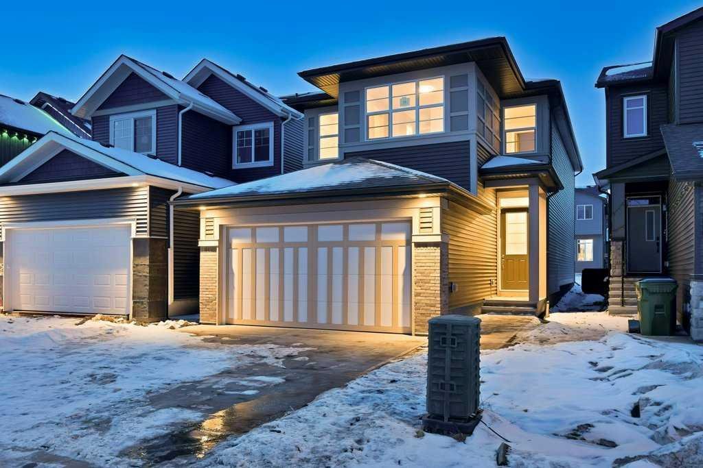 77 Corner Glen Road NE, Calgary, Alberta, T3N 1B9