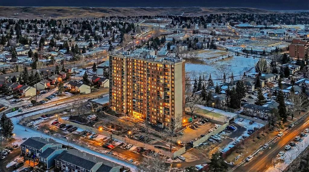 #901 4944 Dalton Drive NW, Calgary, Alberta, T3A 2E6