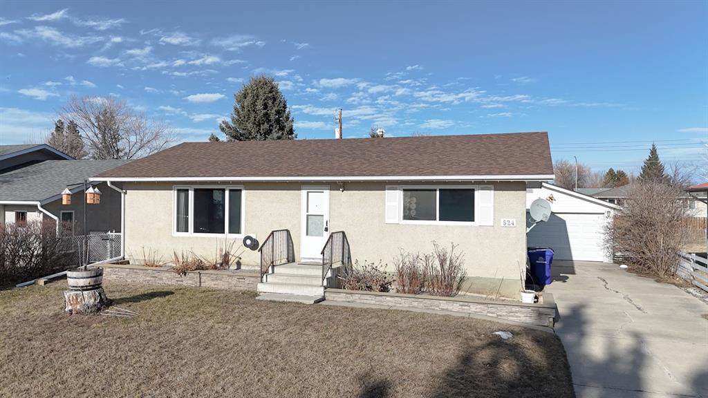524 51 Avenue W, Claresholm, Alberta, T0L 0T0