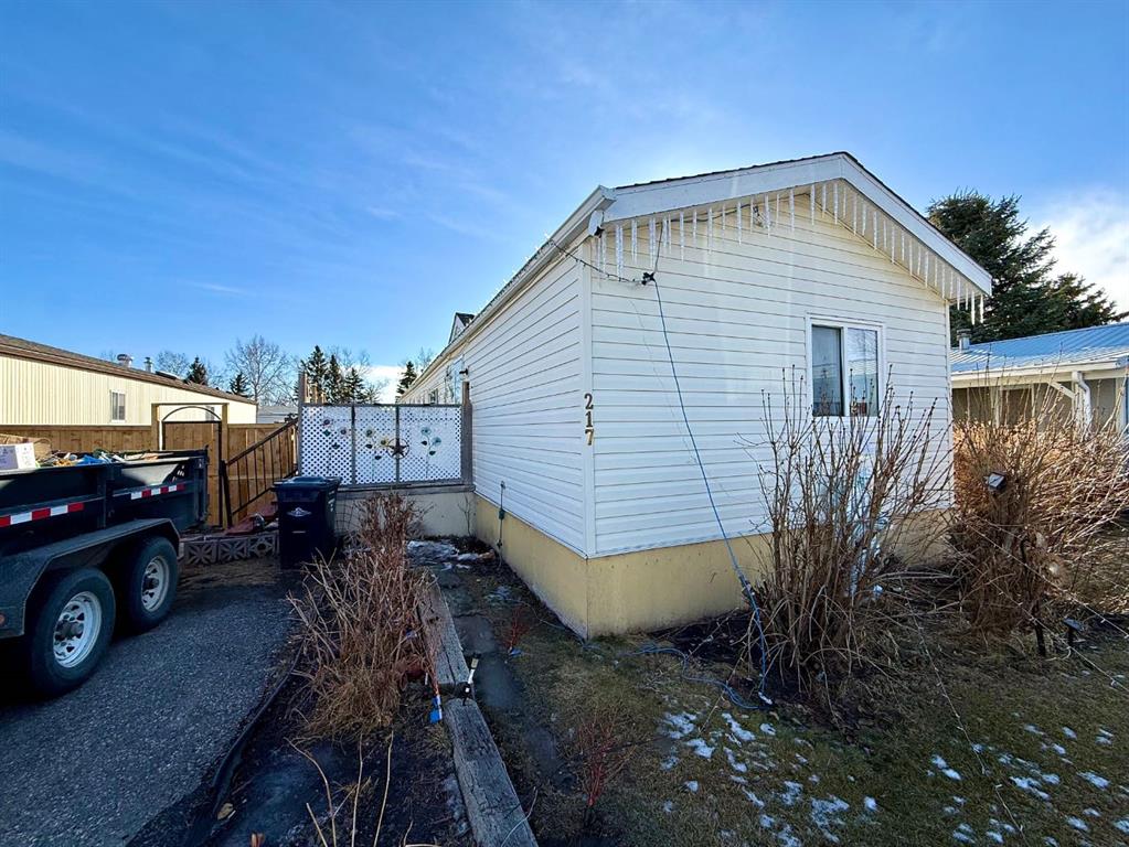 217 Homestead Close SE, High River, Alberta, T1V 1J8