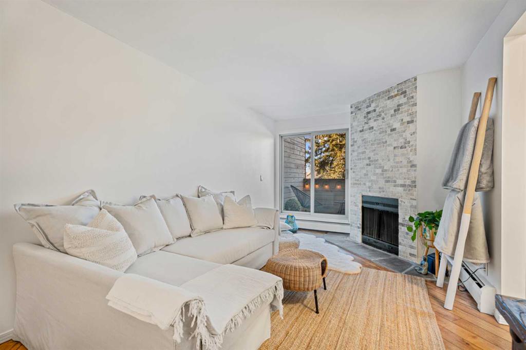 #207 2218 30 Street SW, Calgary, Alberta, T3E 2L8