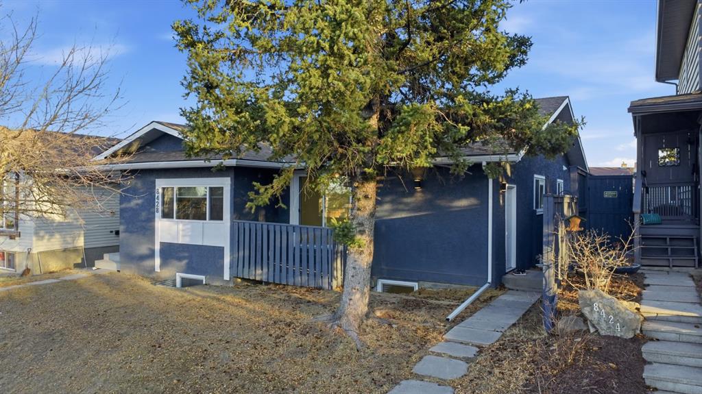 8426 Berkley Road NW, Calgary, Alberta, T3K1B4