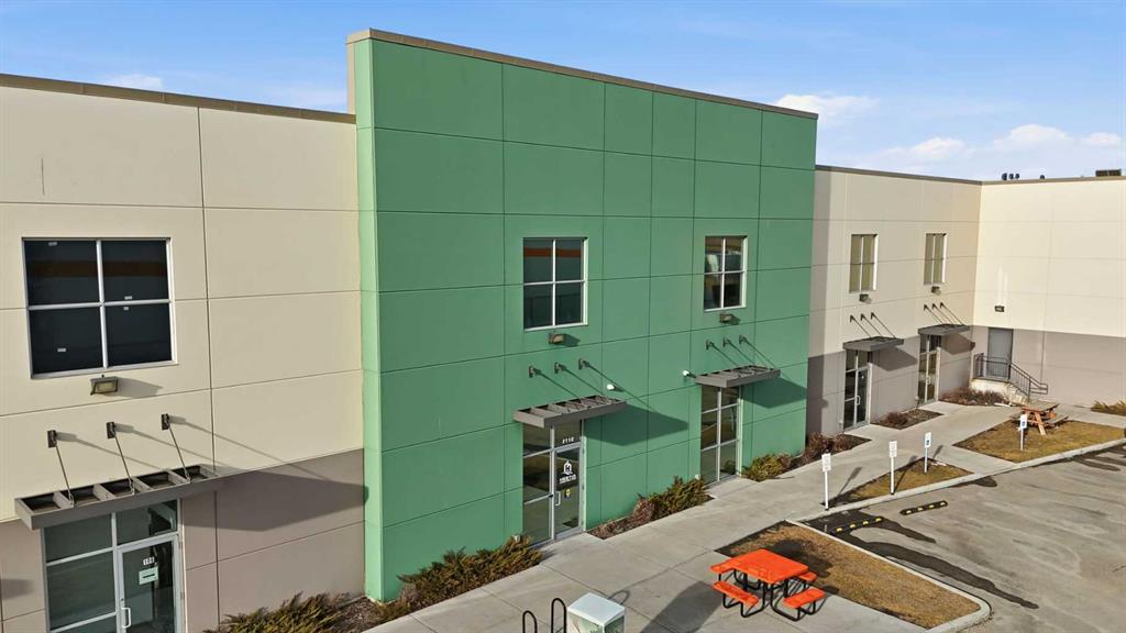 #110,114 10748 74 Street SE, Calgary, Alberta, T2C 5N6