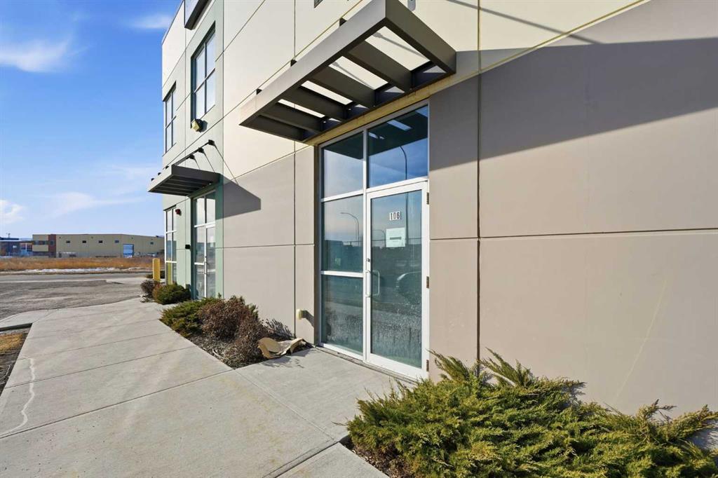 #106 10748 74 Street SE, Calgary, Alberta, T2C 5N6