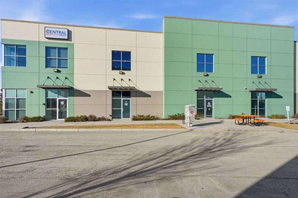 #118 10748 74 Street SE, Calgary, Alberta, T2C 5N6