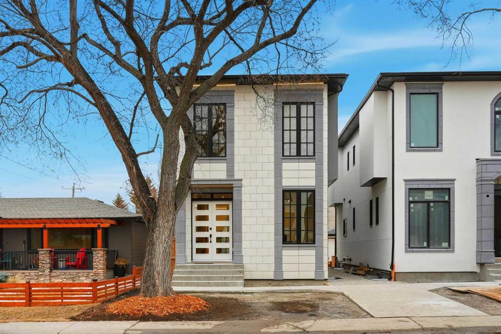 134 Lissington Drive SW, Calgary, Alberta, T3E 5E3