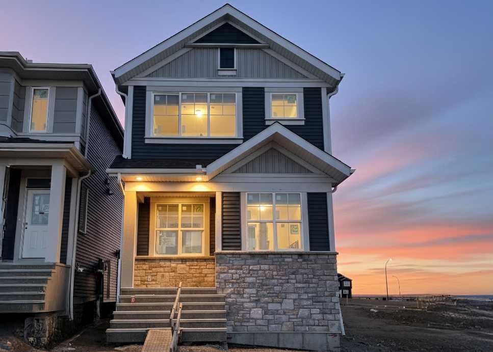 203 Annette Landing, Calgary, Alberta, T3R2K2