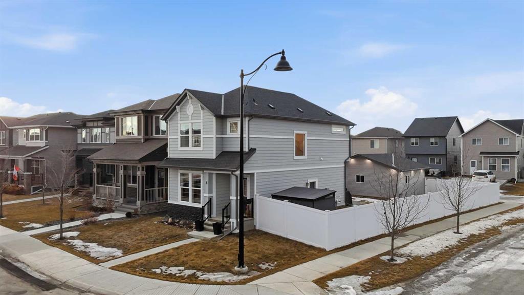 8 Legacy Glen Manor SE, Calgary, Alberta, T2X 4E5