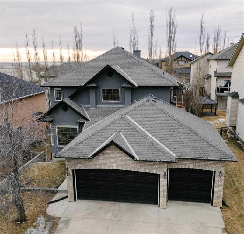 69 Elkton Way SW, Calgary, Alberta, T3H4Y9