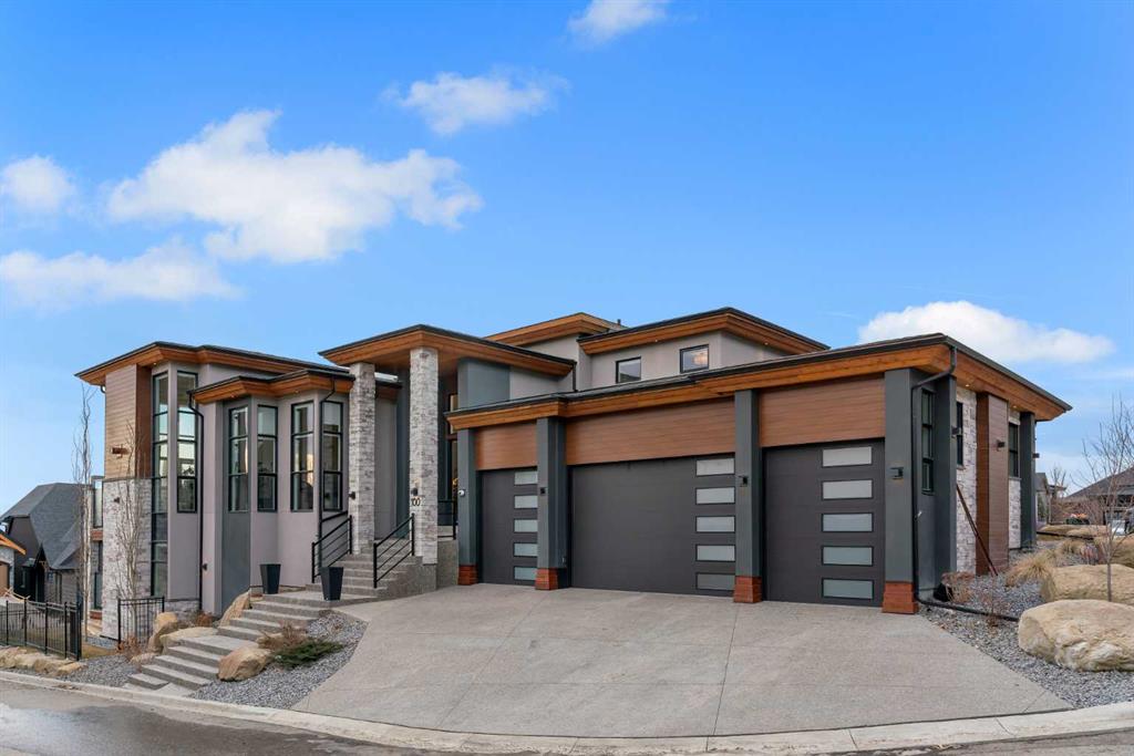 100 Elkton Close SW, Calgary, Alberta, T3H 1W6