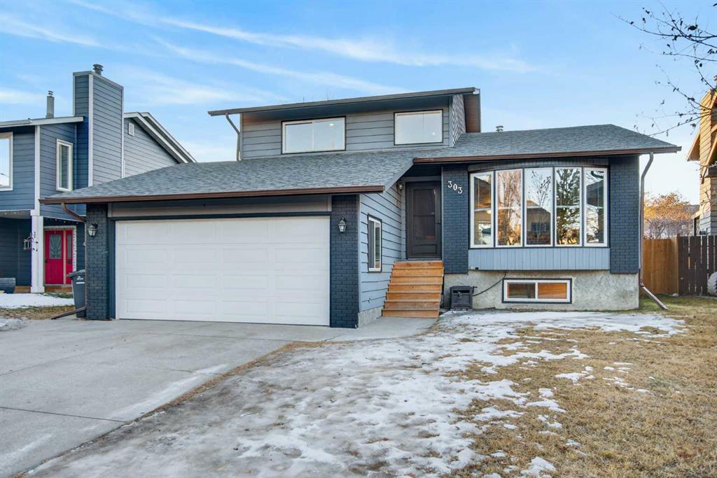 303 Woodside Place, Okotoks, Alberta, T1S 1L9